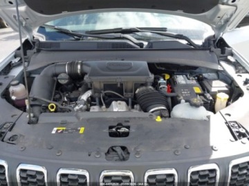 Jeep Compass II 2024 Jeep Compass Latitude 2024 2.0 Benzyna 200KM, zdjęcie 8