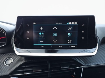 Peugeot 2008 2021 Peugeot 2008 1.2 PureTech Allure S&amp;S EAT8, zdjęcie 24