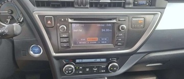 Toyota Auris II 2013 Toyota Auris Toyota Auris 1.8 Hybryda 99KM, zdjęcie 14