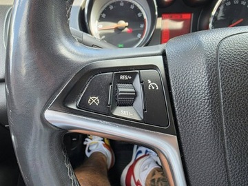 Opel Insignia I Hatchback Facelifting 1.8 Twinport ECOTEC 140KM 2013 Opel Insignia 1.8 Benzyna 140 KM, Nawigacja,, zdjęcie 13