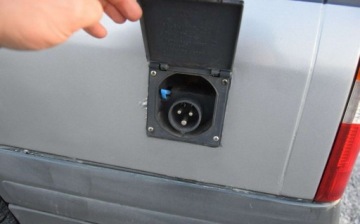 Ford Transit V 2003 Ford Transit 2.0D Kamper 7- Osobowy Klima Podnoszone lozko Sprowadzony, zdjęcie 20