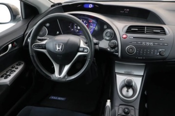Honda Civic VIII Hatchback 5d 1.4 i 83KM 2008 Honda Civic 1.4 i-DSI, Salon Polska, Serwis ASO, zdjęcie 6