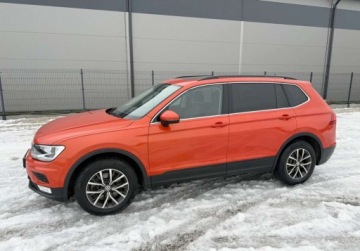 Volkswagen Tiguan II 2019 Volkswagen Tiguan 4x4 Tiguan 2.0 TSI 180 KM 2019r 135.000 km Warszawa, zdjęcie 5