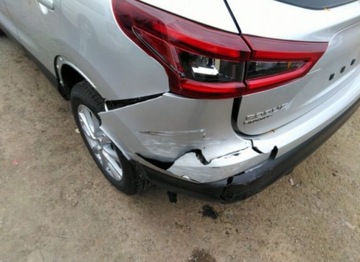 Nissan Qashqai III 2022 Nissan Qashqai 2022, 2.0L, 4x4, od ubezpieczalni, zdjęcie 4