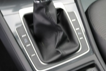 Volkswagen Golf VII Variant Facelifting 1.6 TDI-CR DPF BMT 115KM 2019 Volkswagen Golf Comfortline App Connect Gwarancja, zdjęcie 24