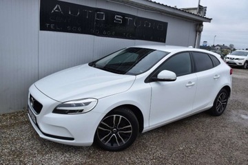 Volvo V40 II 2017 Volvo V40 Lift Duza-Navi Full-LED Klimatronic Tempomat Ambiente AluFelgi, zdjęcie 32