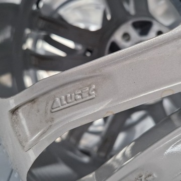 BMW 5 G30 G31 5X112 245/45R18 ET30