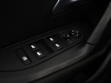 Peugeot 2008 II SUV 1.2 PureTech 100KM 2020 Peugeot 2008 PDC tempomat LED, zdjęcie 33