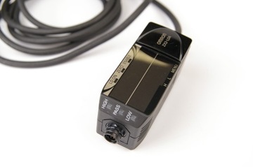Интеллектуальный датчик Omron ZX2-LDA11