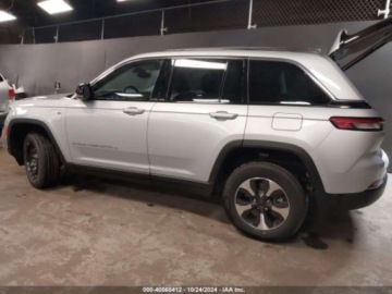 Jeep Grand Cherokee IV 2022 Jeep Grand Cherokee 2022r., 4x4, 2.0L 2.0 Benzyna 270KM, zdjęcie 2