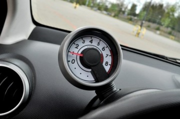 Citroen C1 I Hatchback 3d Facelifting 1.0 i 68KM 2012 Citroen C1 _1.0 68KM_LIFT_Led_El.Szyby_, zdjęcie 16