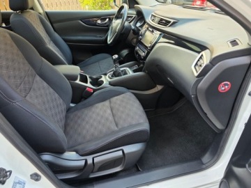 Nissan Qashqai II Crossover 1.2 DIG-T 115KM 2014 Nissan Qashqai II 1.2 1.2 116 KM Connect Edition Kamera 360 Tempom Komputer, zdjęcie 18