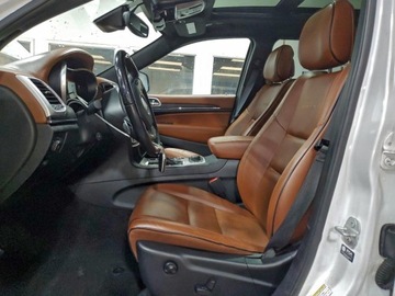 Jeep Grand Cherokee IV 2021 Jeep Grand Cherokee Summit 2021 5.7 Benzyna 360KM, zdjęcie 7