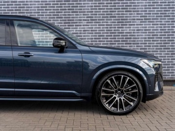 Volvo XC90 II 2026 2.0 B5 AWD Ultra Dark 7os (250 KM) System audio Bowers &amp; Wilkins, zdjęcie 22