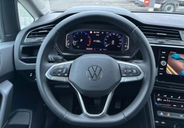 Volkswagen Touran III 1.5 TSI EVO 150KM 2025 Volkswagen Touran Highline 1.5 TSI 150KM DSG 1.5 Benzyna 150KM, zdjęcie 12