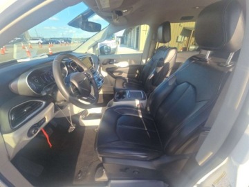 Chrysler Pacifica II 2023 Chrysler Pacifica Chrysler Pacifica Touring L FWD 2023 3.6 Benzyna 287KM, zdjęcie 9