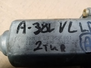 Электродвигатель стеклоподъемника левый передний Audi A38L 8L3959801