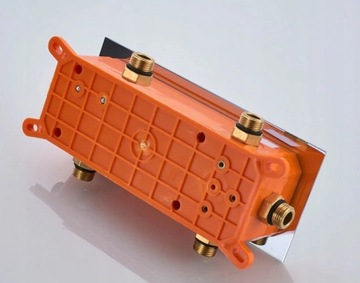 КОМПЛЕКТ ВСТРАИВАННОГО ДИСПЛЕЯ, ДОЖДЕВОЙ ДУШ С LED-подсветкой