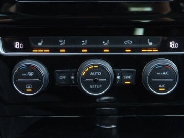 Volkswagen Golf VII Variant 1.4 TSI BlueMotion Technology 122KM 2013 VW Golf 1.4 TSI, Salon Polska, Serwis ASO, Xenon, zdjęcie 12