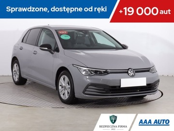 Volkswagen Golf VIII Hatchback 1.0 TSI 110KM 2022 VW Golf 1.0 eTSI, Salon Polska, VAT 23%, Klima