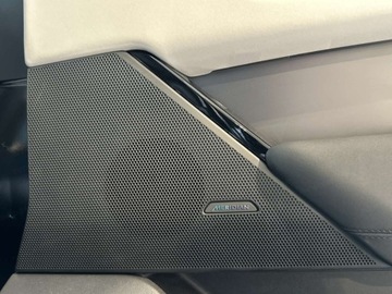 Land Rover Range Rover Velar SUV Plug -In Facelifting 2.0 P400e 404KM 2025 Range Rover Velar P400e Dynamic SE 2.0 (404KM) 2025, zdjęcie 12