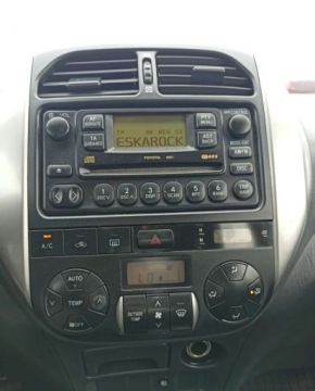 Toyota RAV4 II 2.0 16V D-4D 116KM 2005 Toyota RAV4 Toyota RAV4 2.0 Diesel 116KM, zdjęcie 11