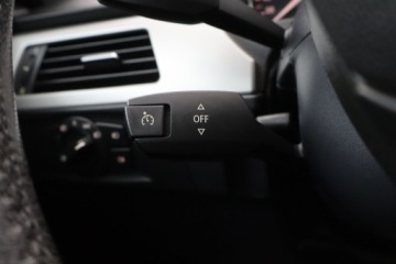 BMW Seria 3 E90-91-92-93 Limuzyna E90 318i 129KM 2007 BMW 3 318 i, Xenon, Klima, Klimatronic, Tempomat, zdjęcie 19