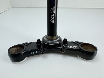 KAWASAKI Z125 НИЖНЯЯ ПОЛКА ПОДВЕСКИ