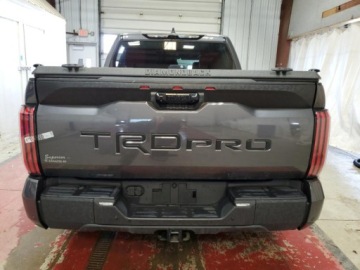 Toyota Tundra II 2024 Toyota Tundra Crewmax Limited 2024 3.4 Benzyna 437KM, zdjęcie 2