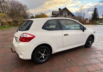 Toyota Auris I Hatchback 5d Facelifting 1.4 D-4D 90KM 2012 Toyota Auris Toyota Auris 1.4 D-4D Edition 1.4 Diesel 90KM, zdjęcie 2