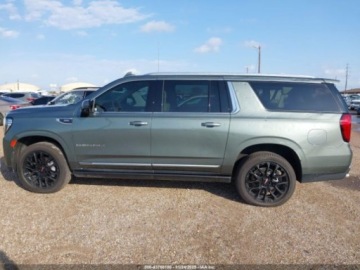  GMC Yukon XL Denali 2023 6.2l 6.2 Benzyna 420KM, zdjęcie 2