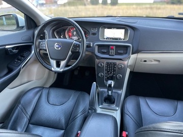 Volvo V40 II Cross Country 2.0 D2 DRIVE-E 120KM 2015 Volvo V40 2.0 D-2 120 KM SUMMUM BEZWYPADKOWY IDEALNY WYPOSAZONY 2.0, zdjęcie 20