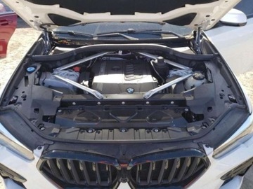 BMW X6 G06 2022 BMW X6 xdrive40, 2022r., 4x4, 3.0L, zdjęcie 11