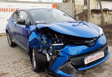 Toyota C-HR I Crossover Facelifting 1.8 Hybrid 122KM 2022 Toyota C-HR Okazja 1.8 Hybryda 122KM