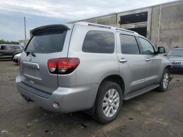 Toyota Sequoia II 5.7 i 381KM 2019 Toyota Sequoia 2019 Toyota Sequoia Platinum 4WD (Natl) 5.7 Benzyna 381KM, zdjęcie 4