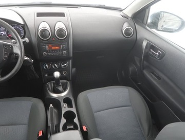 Nissan Qashqai I Crossover Facelifting  1.6 117KM 2012 Nissan Qashqai 1.6, GAZ, Klima, Tempomat, zdjęcie 7