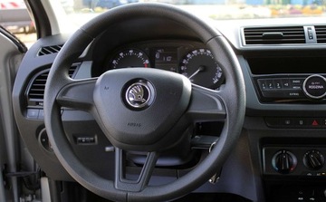 Skoda Fabia III Hatchback Facelifting 1.0 MPI 75KM 2018 Skoda Fabia MPI Bezwypadkowy Jak Nowy Benzyna 75KM, zdjęcie 15