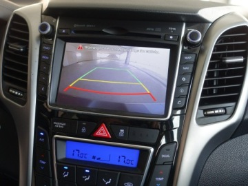 Hyundai i30 II Hatchback 3d 1.6 CRDi (HIGH)  128KM 2013 Hyundai i30 1.6 CRDI 128KM/Panorama, zdjęcie 22