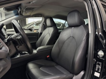 Toyota Camry IX Sedan 2.5 Hybrid Dynamic Force 218KM 2022 Toyota Camry Executive Nawigacja ACC LED Kamera cofania CarPlayAndroid, zdjęcie 8