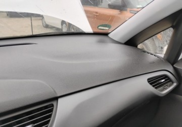 Opel Corsa E Hatchback 3d 1.2 Twinport 70KM 2015 Opel Corsa 2015r, 1.2 Benzyna. Uszkodzony. Poobijany. Jezdzi. 1.2 Benzyna, zdjęcie 16