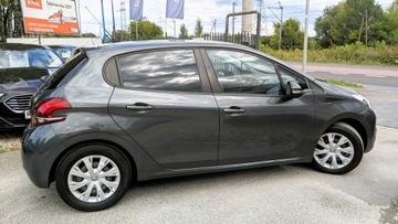 Peugeot 208 I Hatchback 5d Facelifting 1.2 PureTech 82KM 2016 Peugeot 208 1.2i 82PS OPŁACONY Bezwypadkowy, zdjęcie 9