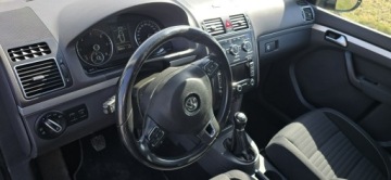 Volkswagen Touran II 2.0 TDI 140KM 2015 Volkswagen Touran 2.0 Tdi 7 osob , panorama, zdjęcie 10