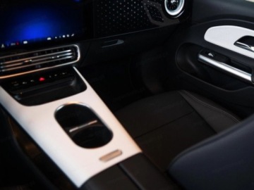 Mercedes CLA C118/X118 2025 MERCEDES-BENZ CLA 180 Progressive Sedan 1.5 (136KM) 2025, zdjęcie 7