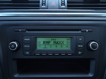 Skoda Rapid II Spaceback 1.2 TSI 105KM 2015 Skoda Rapid Spaceback 1.2 TSI, Salon Polska, zdjęcie 12