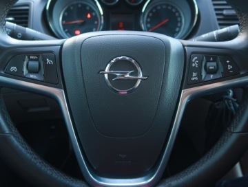 Opel Insignia I Sedan 1.8 Twinport ECOTEC 140KM 2009 Opel Insignia 1.8, Navi, Xenon, Klima, zdjęcie 17