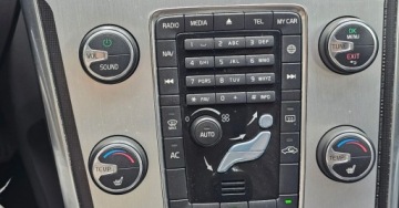 Volvo XC60 I SUV Facelifting 2.0 D3 DRIVE-E 150KM 2016 Volvo XC 60 2016R Stan bardzo dobry , wymieniony rozrzad , pelna dokumenta, zdjęcie 33