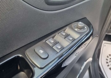 Renault Captur I Crossover 0.9 Energy TCe 90KM 2013 Renault Captur SLICZNY Benzynka BOGATA WERJSA Oryginal ZADBANY 2014r Limit, zdjęcie 14