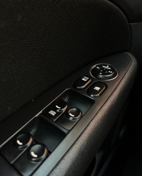 Hyundai i30 I Hatchback 1.4 109KM 2009 Hyundai i30 Klima Hak Isofix Gwarancja w cenie Warszawa VFJJ 1.4 Benzyna, zdjęcie 24