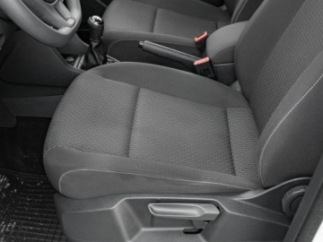 Volkswagen Caddy IV Kombi Maxi 2.0 TDI SCR BlueMotion Technology 102KM 2019 Volkswagen Caddy DW3GF41#2.0 TDI TRENDLINE Klima, zdjęcie 9