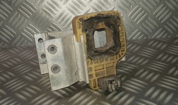 BMW G11 G12 G15 G30 G32 UCHWYT MOCOWANIE ADAPTER CHŁODNICY LEWY 7357215